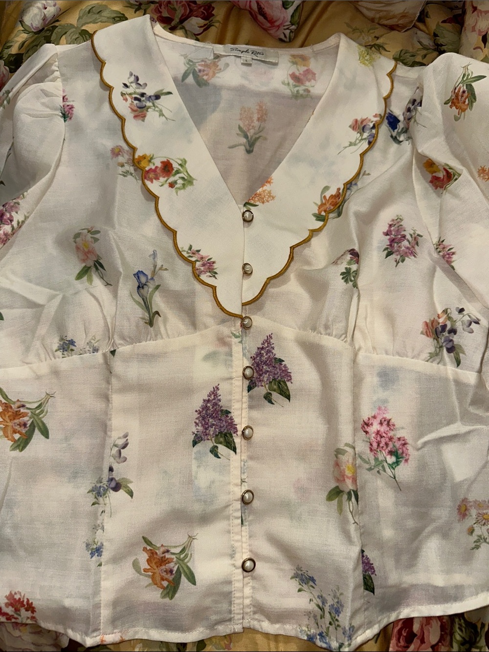 Floral Scalloped-Collar Blouse - White with Gold Trim - Picture 4 of 7